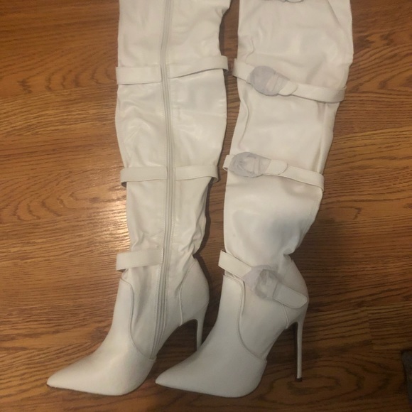 Thigh high boots - Picture 1 of 3